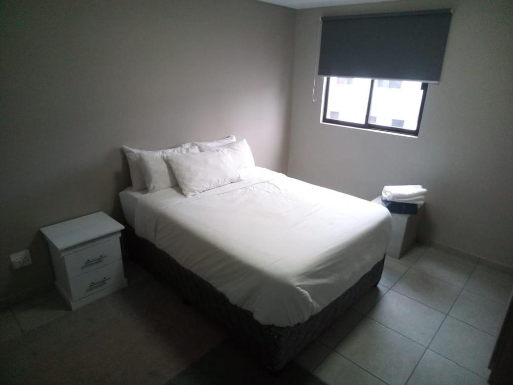 La One Rosebank Stay Johannesbourg Extérieur photo